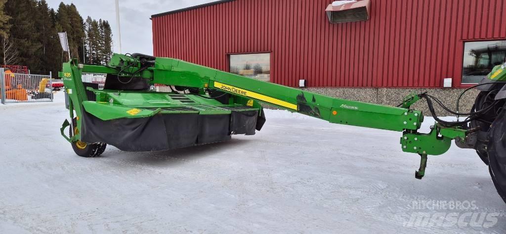 John Deere 835 Maaikneuzers