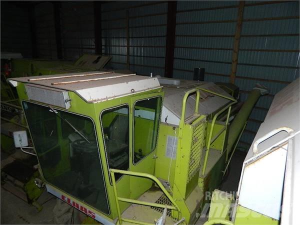 CLAAS Dominator 56 Maaidorsmachines