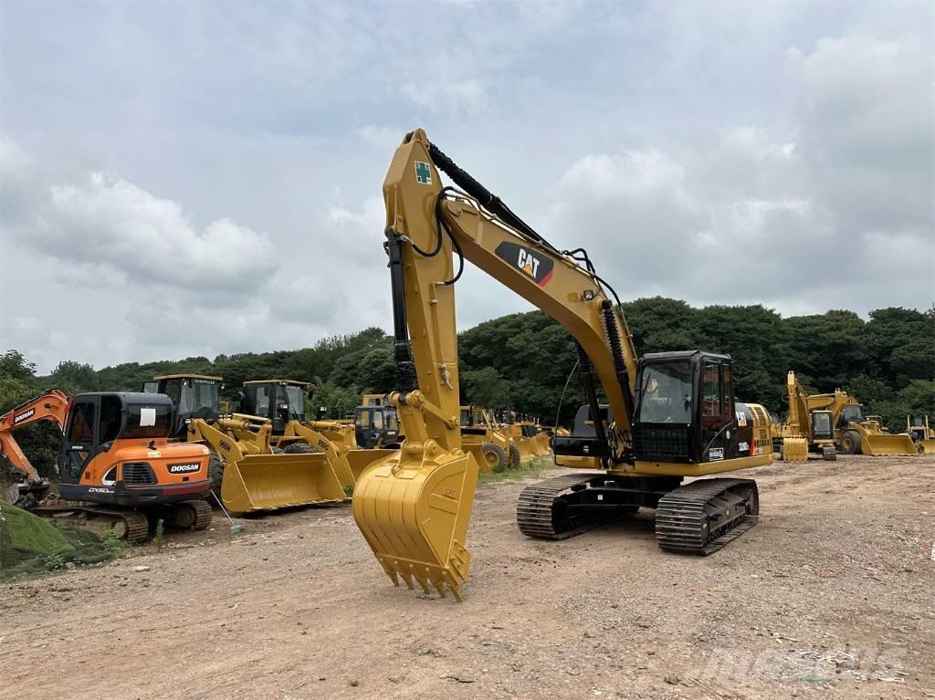 CAT 320D2L Rupsgraafmachines