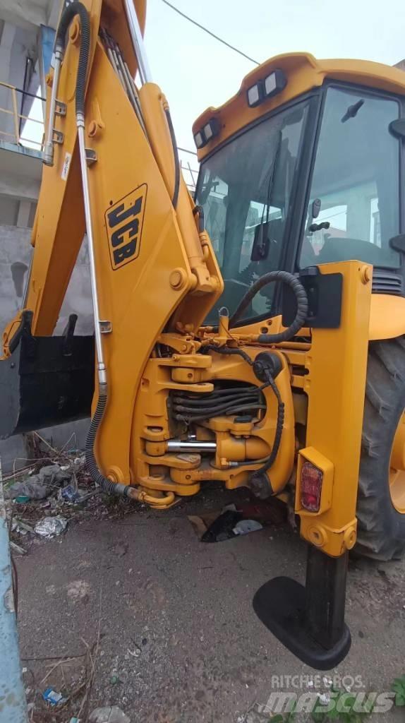 JCB 3 CX Wielladers