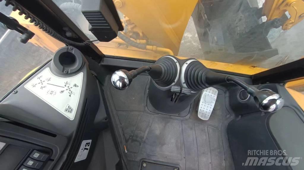 JCB 3 CX Wielladers