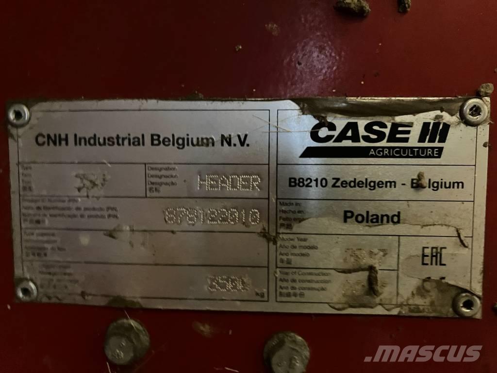 Case IH Axial 8240 Maaidorsmachines