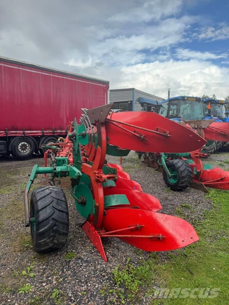 Kverneland ES85 Wentelploegen
