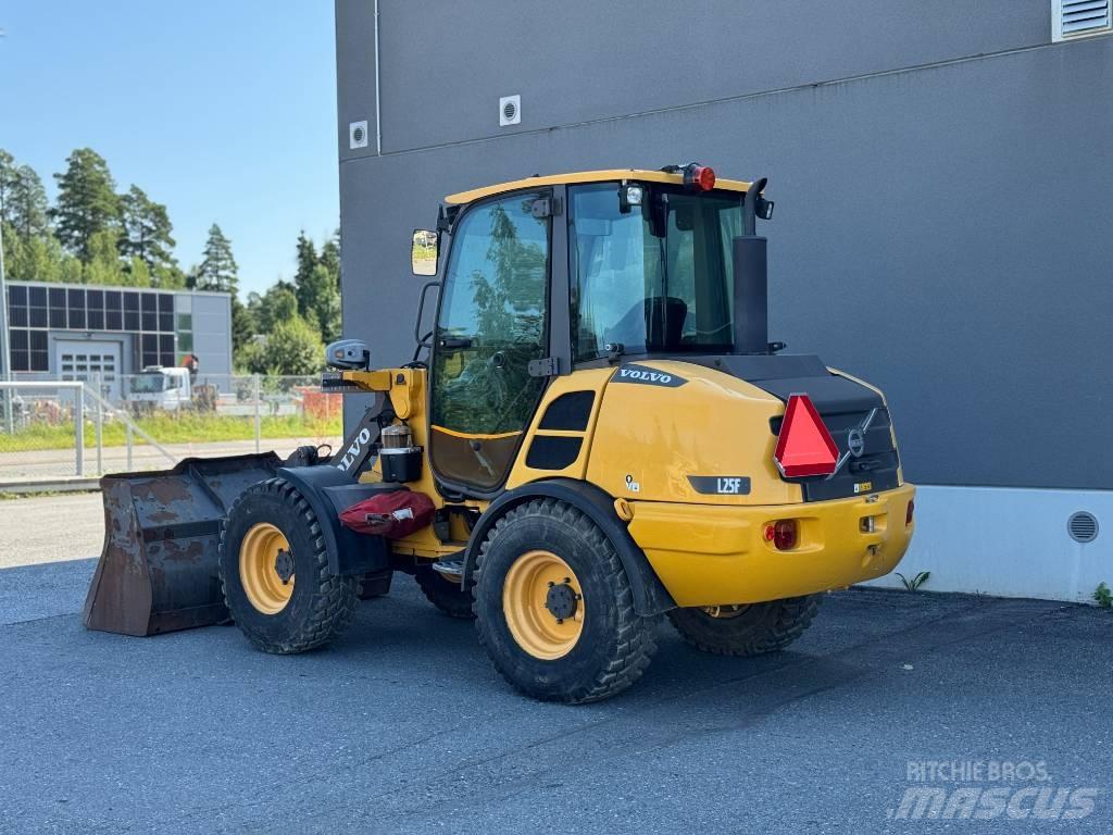 Volvo L 25 F Wielladers