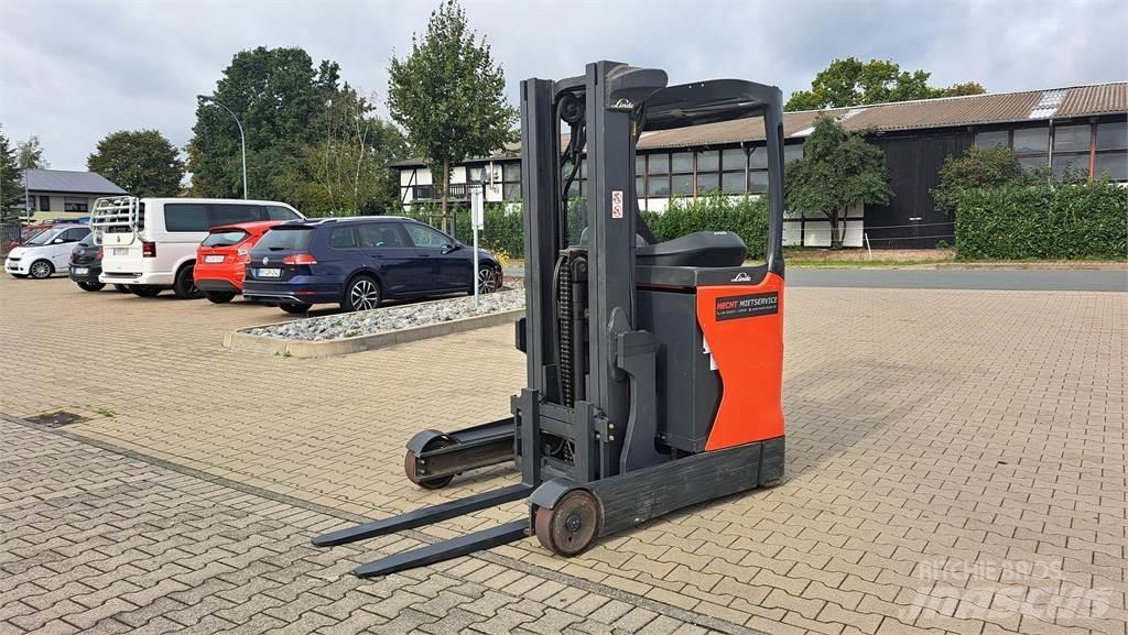 Linde R14B Reachtruck voor hoog niveau