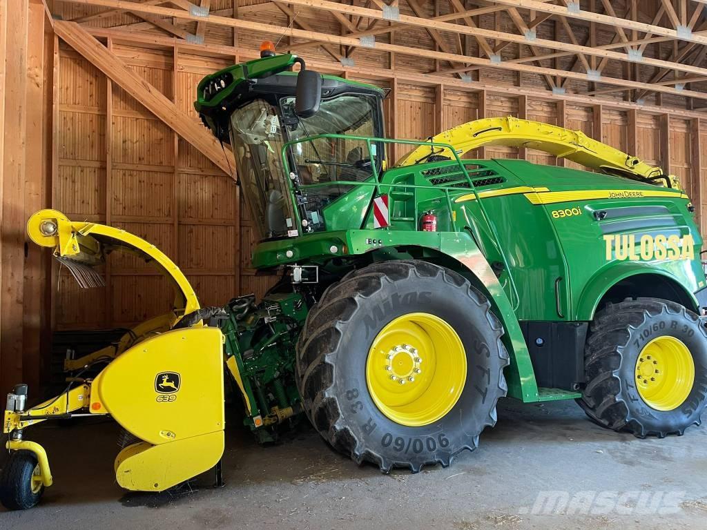 John Deere 8300 Zelfrijdende veldhakselaars