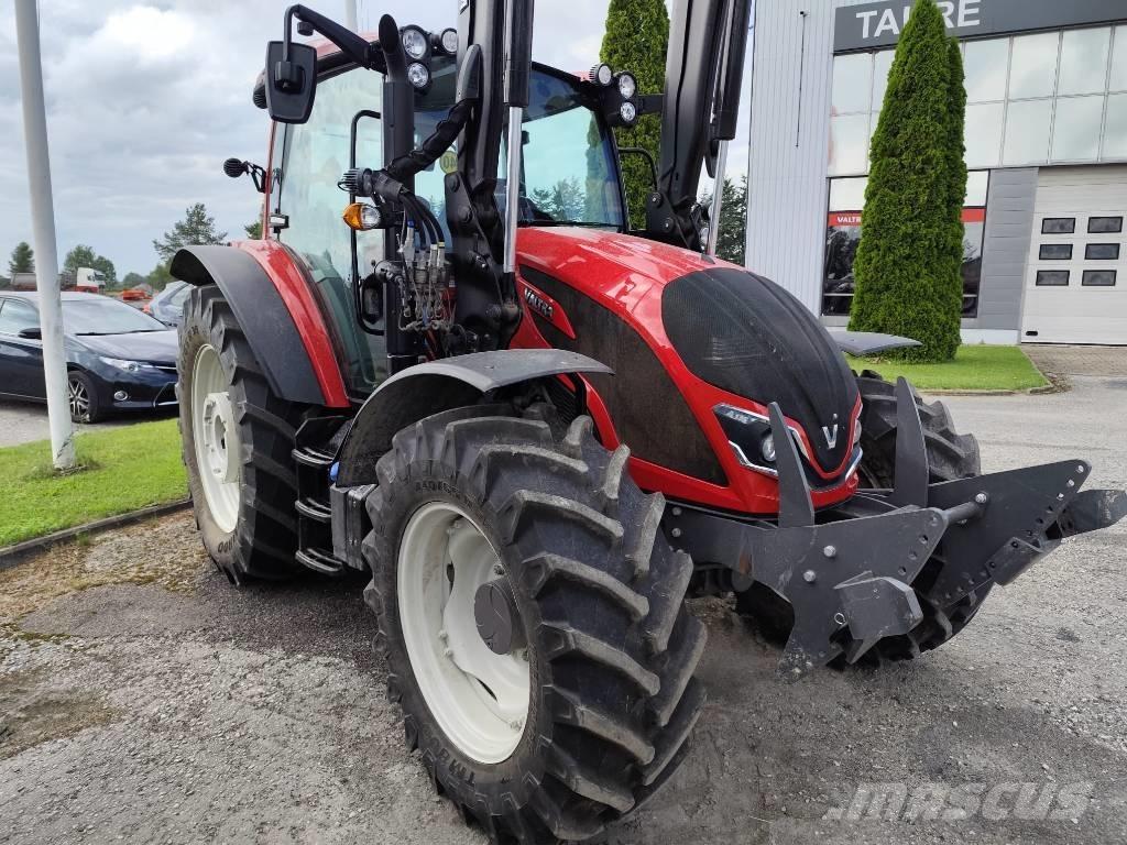Valtra A 135 Tractoren