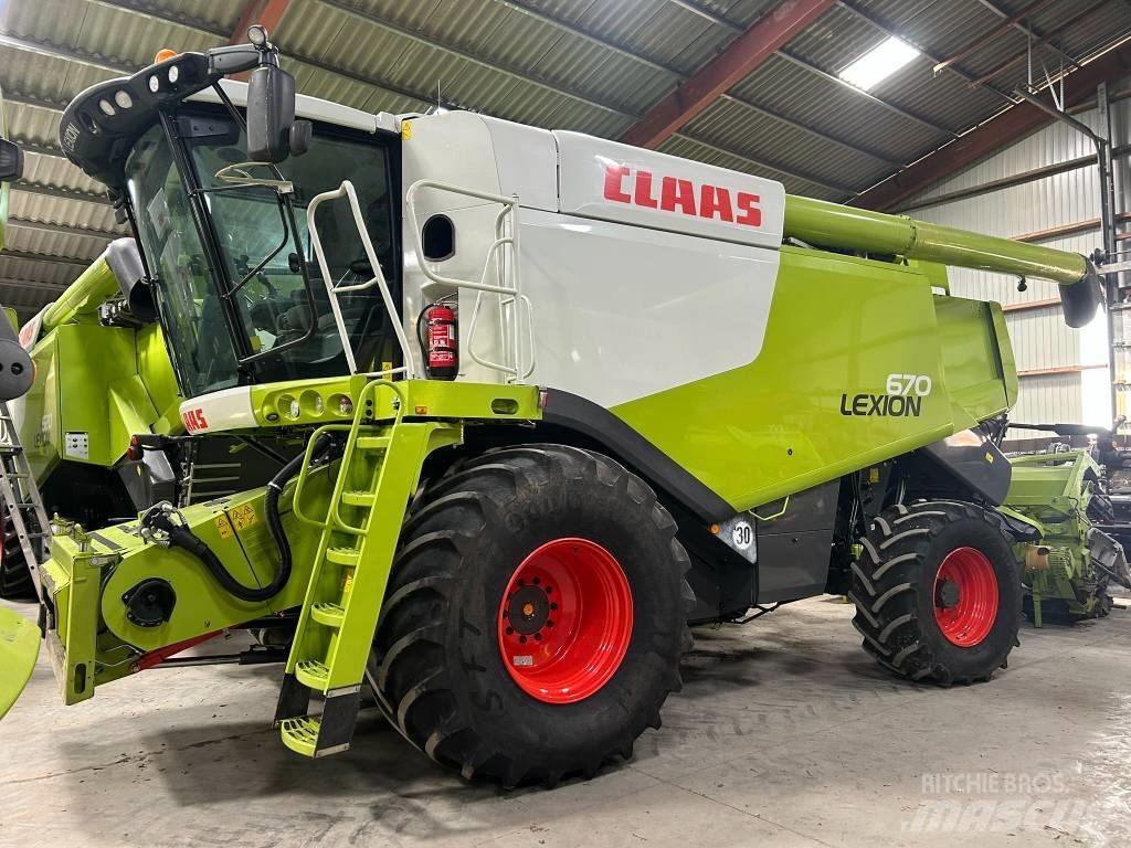 CLAAS Lexion 670 Maaidorsmachines