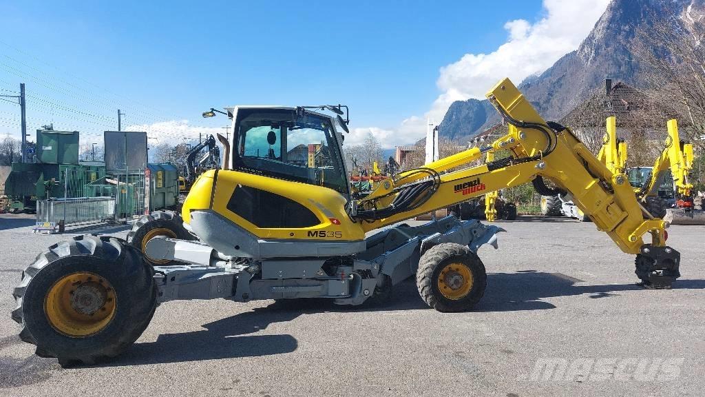 Menzi Muck M535 Wielgraafmachines