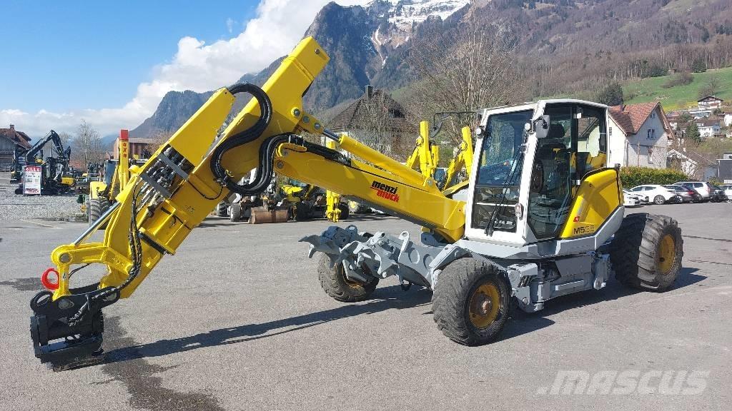 Menzi Muck M535 Wielgraafmachines