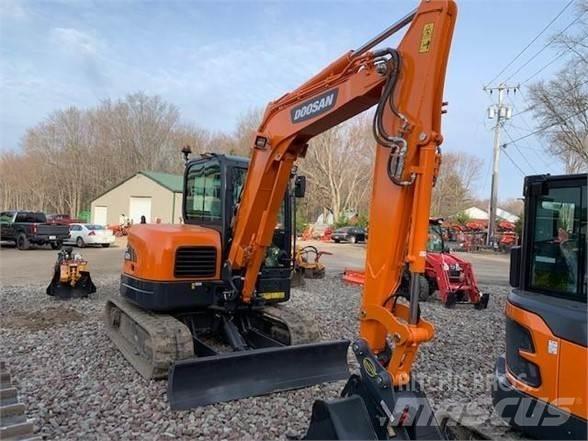 Doosan DX62R-3 Rupsgraafmachines