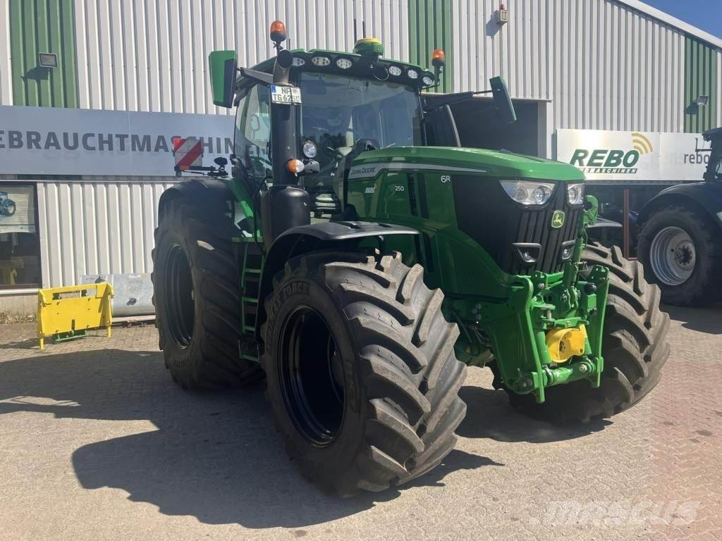 John Deere 6R250 Tractoren