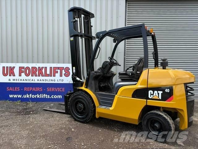 CAT DP40NT Diesel heftrucks