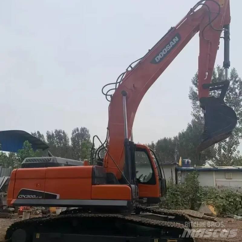 Doosan DX 300 Rupsgraafmachines
