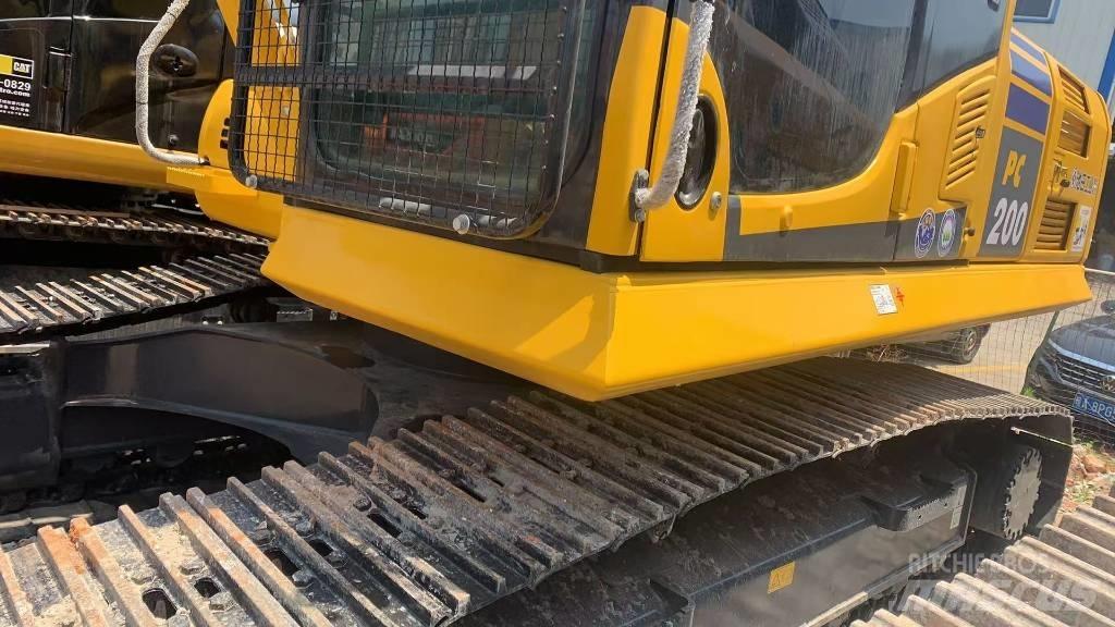 Komatsu PC 200 Rupsgraafmachines