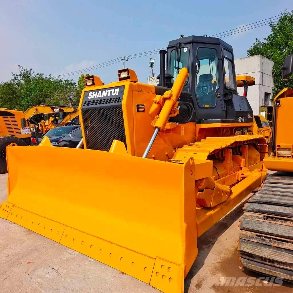 Shantui SD 16 Rupsdozers