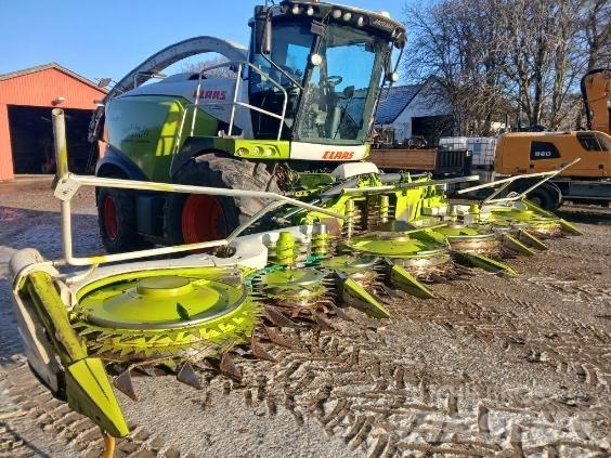 CLAAS Orbis 900 Zelfrijdende veldhakselaars