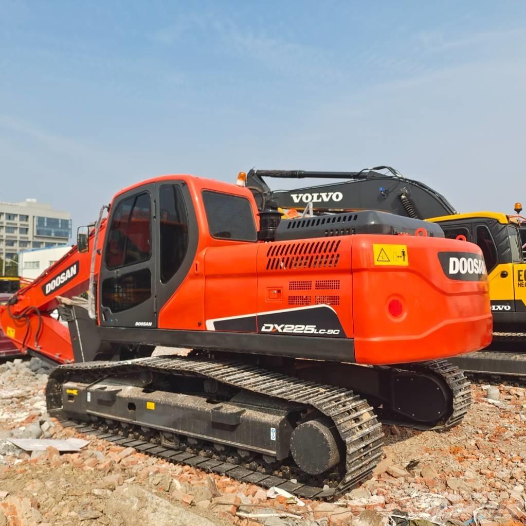 Doosan DX225LC-9C Rupsgraafmachines