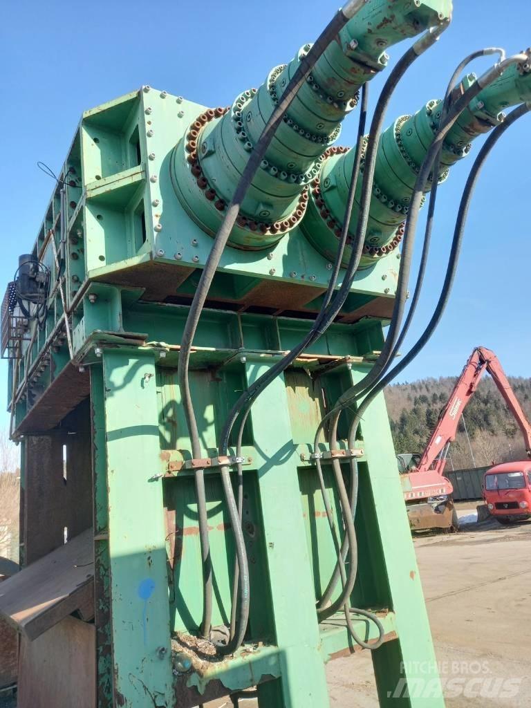 TPA GM2400 Shredders