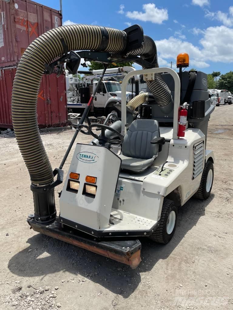 Tennant ATLV4300 Veegmachines