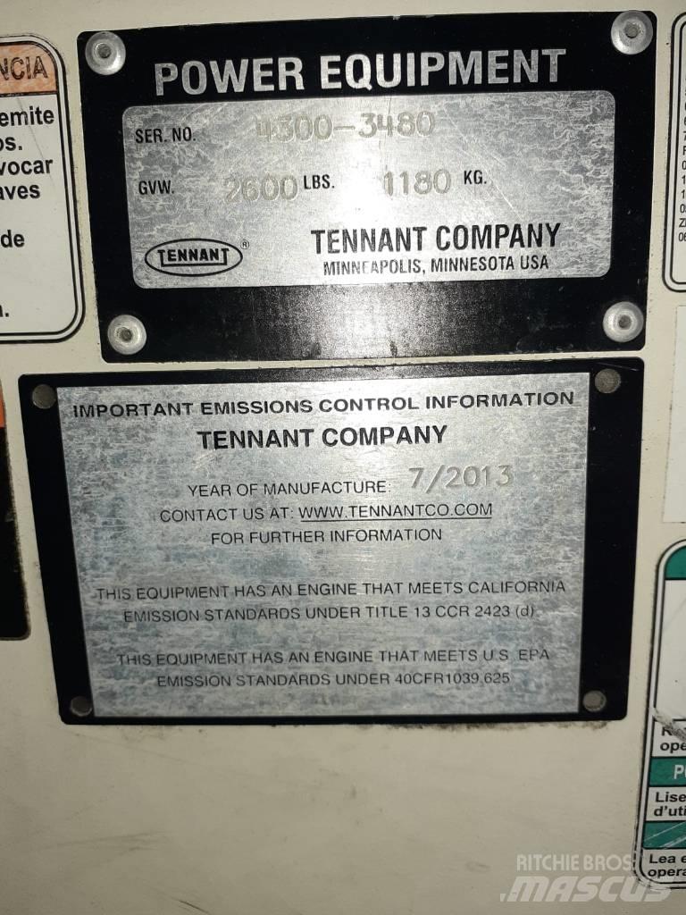 Tennant ATLV4300 Veegmachines
