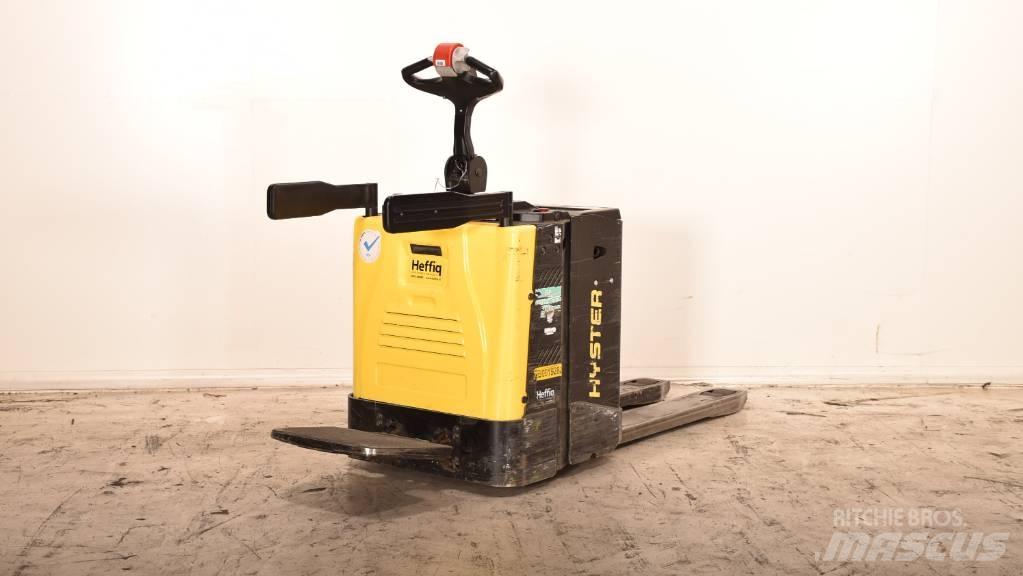 Hyster P 2.0 S Meerij pallettruck met platform