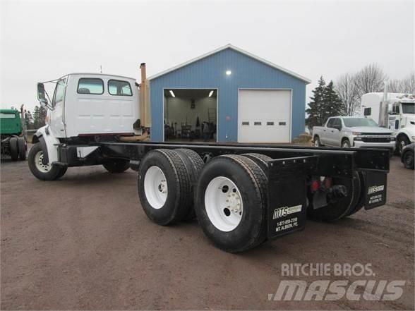 Sterling L9500 Chassis met cabine