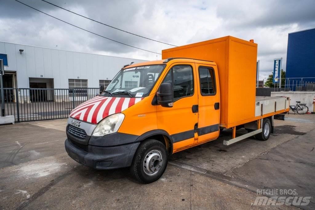 Iveco Daily 70C17 Bestelwagens met open laadbak