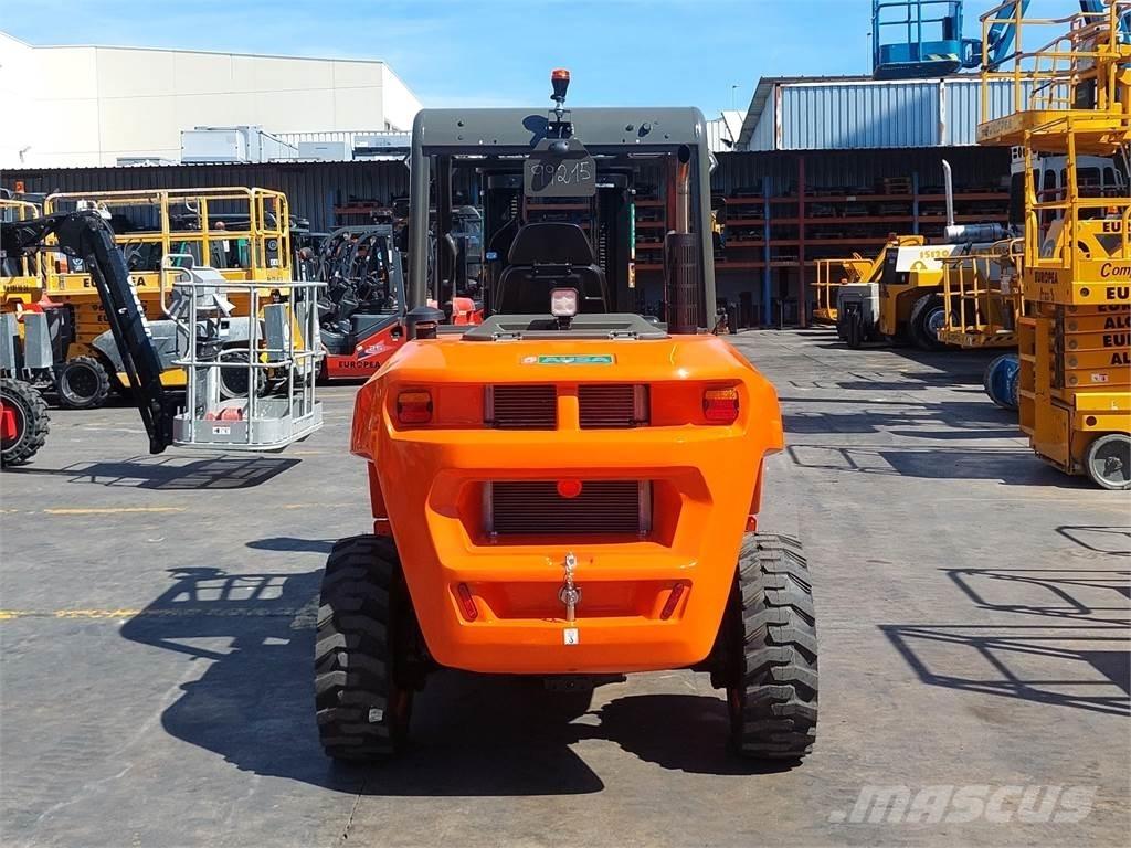 Ausa C201 Hx4 Vorkheftruck voor zwaar terrein