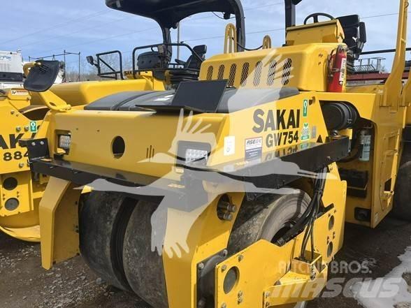 Sakai GW754 Bandenwalsen