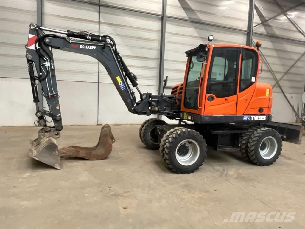 Yanmar TW 95 Wielgraafmachines