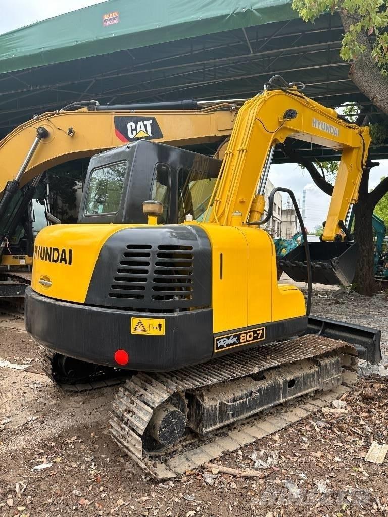 Hyundai 80-7 Rupsgraafmachines