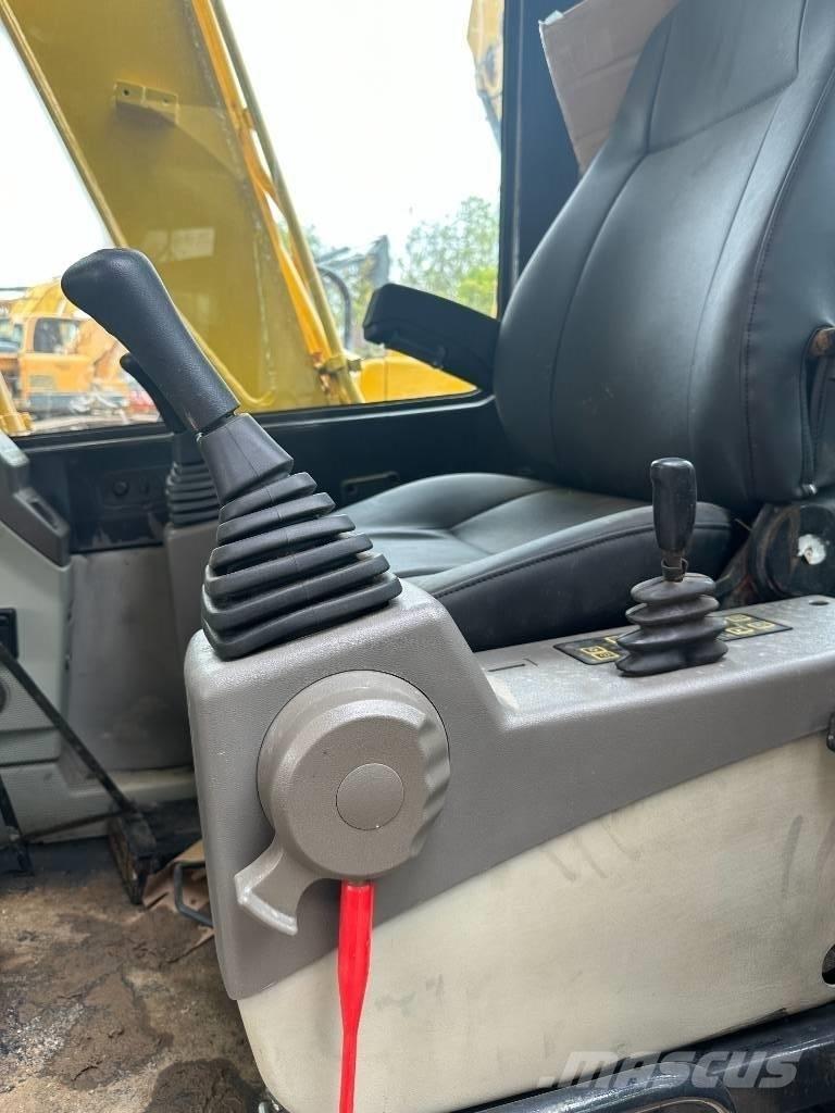 Hyundai 80-7 Rupsgraafmachines