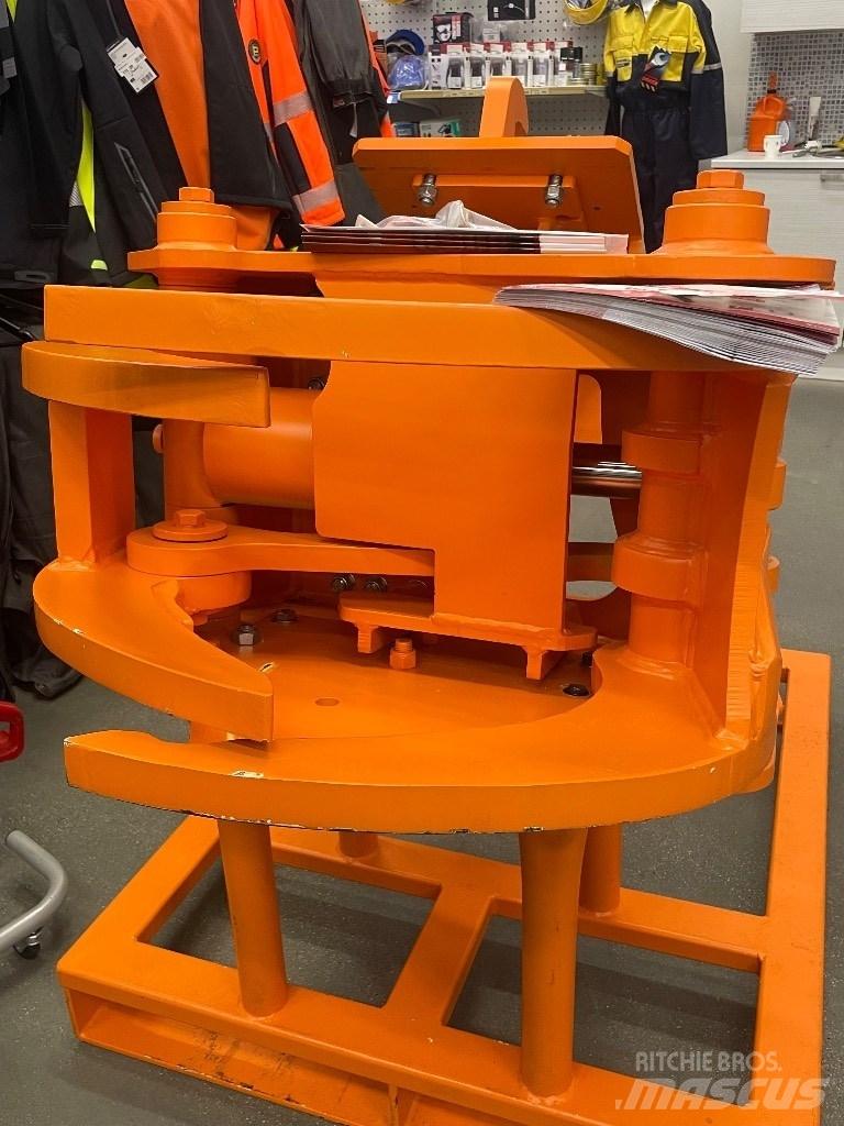 Axer 650 Kranen & laders