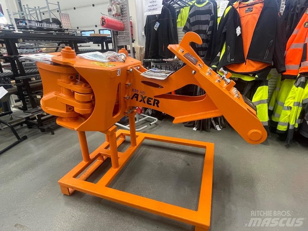 Axer 650 Kranen & laders
