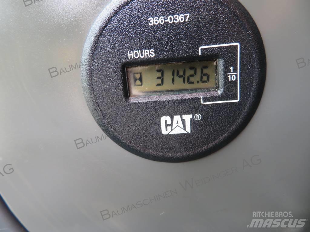 CAT 311 F LRR Rupsgraafmachines