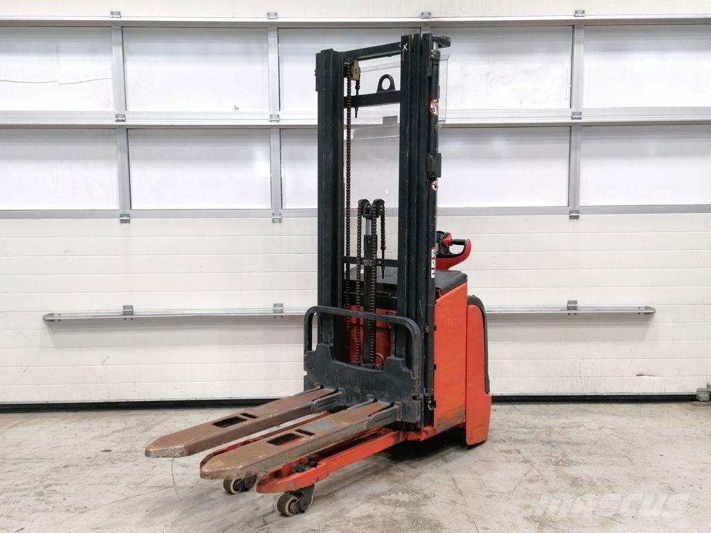 Linde L14I Stapelaar meeloop