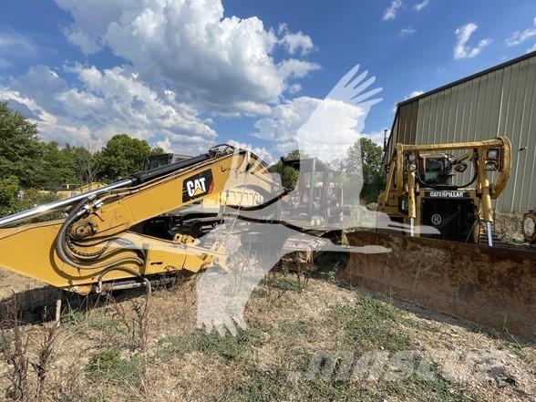 CAT 320 Rupsgraafmachines