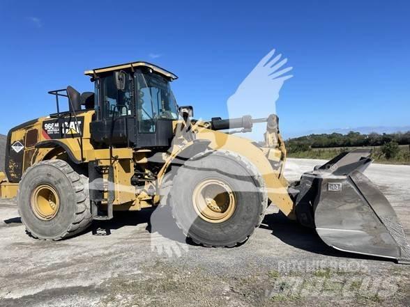 CAT 966M Wielladers