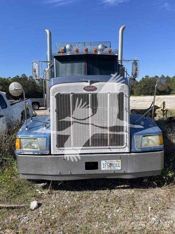 Peterbilt 377 Trekkers