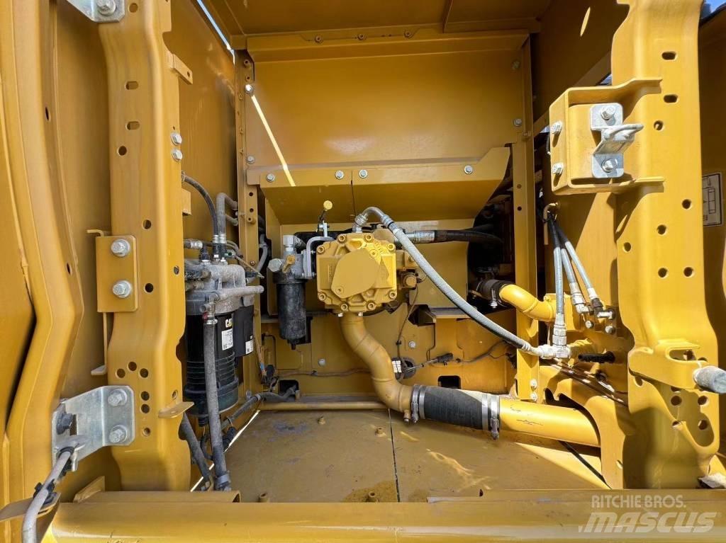 CAT 323GC Rupsgraafmachines