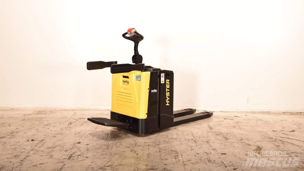 Hyster P 2.0 S Meerij pallettruck met platform