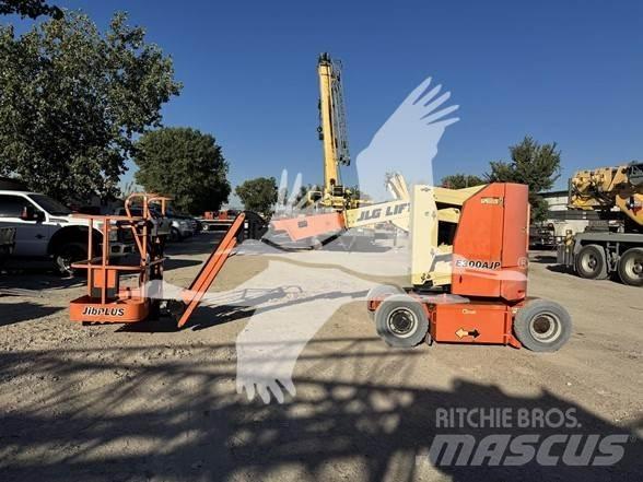 JLG E300AJP Knikarmhoogwerkers