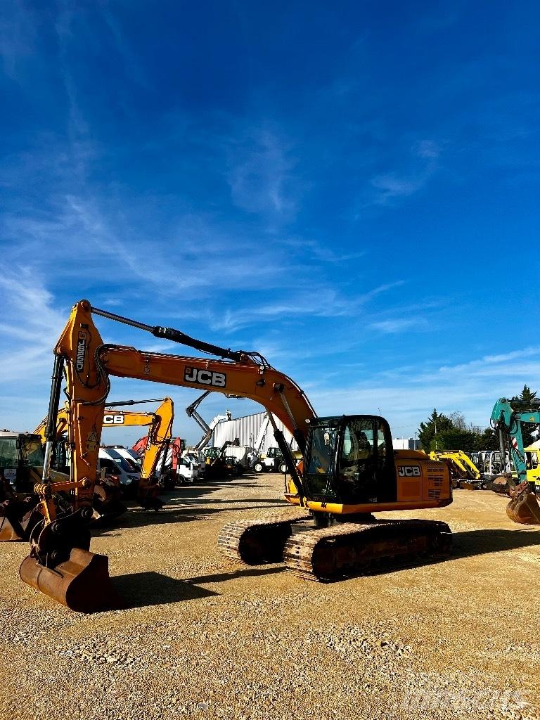 JCB JS 220 N LC Rupsgraafmachines