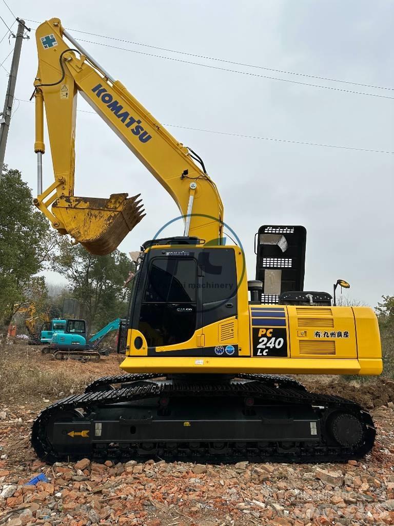 Komatsu PC 240-8 Rupsgraafmachines
