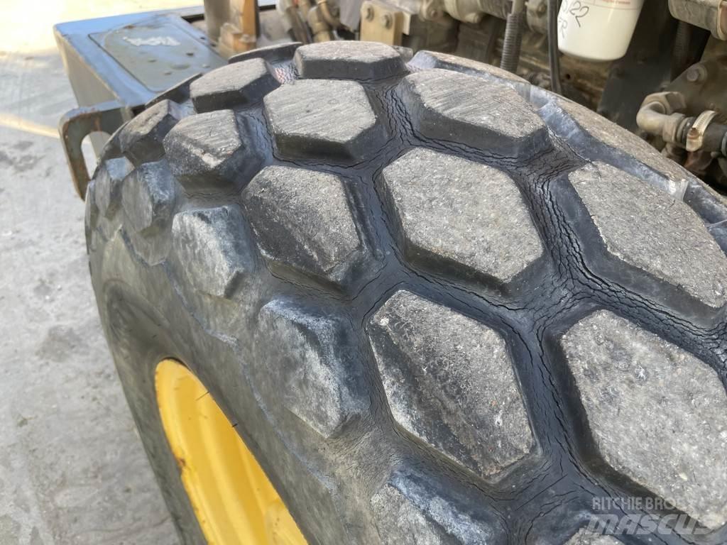 Bomag BW 177 DH-3 Trilrolwalsen