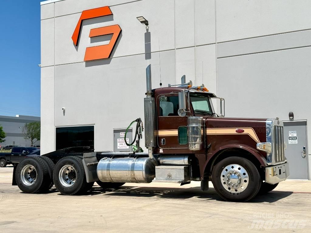 Peterbilt 379 Trekkers