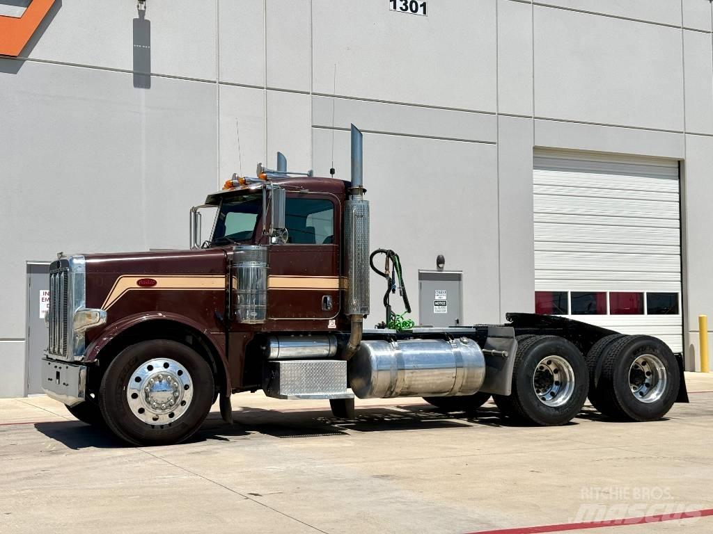 Peterbilt 379 Trekkers