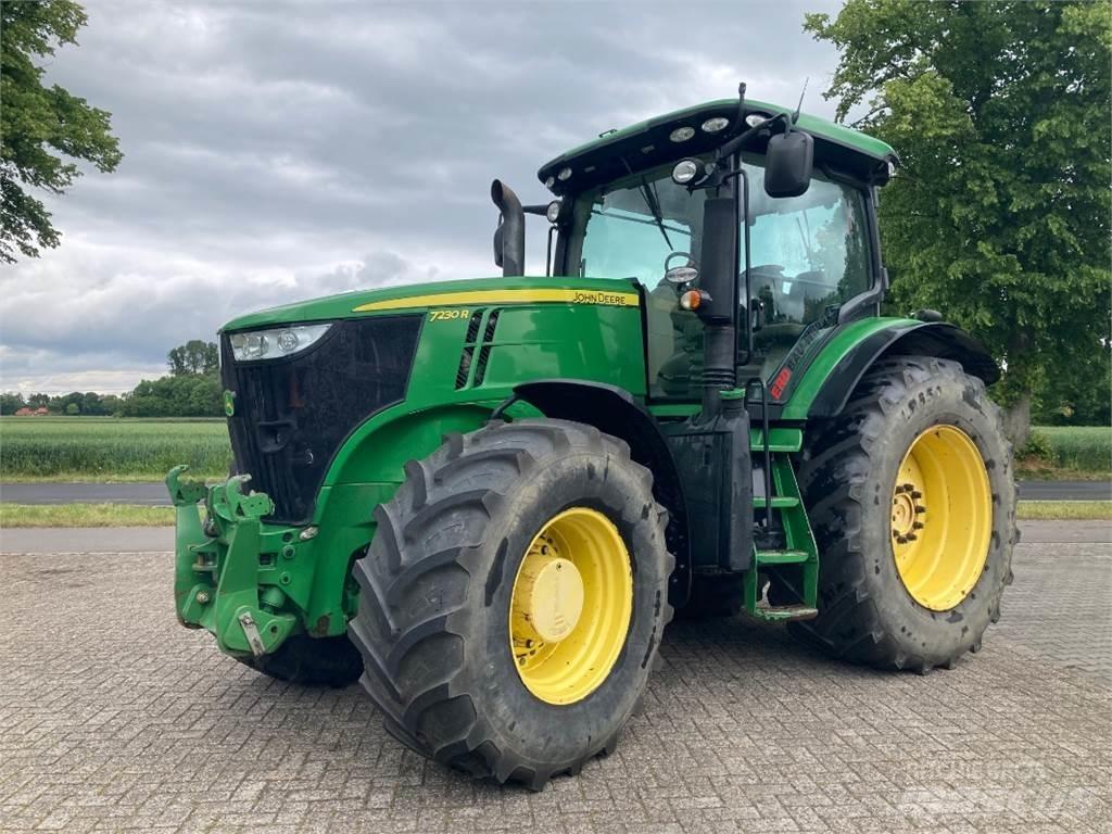 John Deere 7230R Tractoren