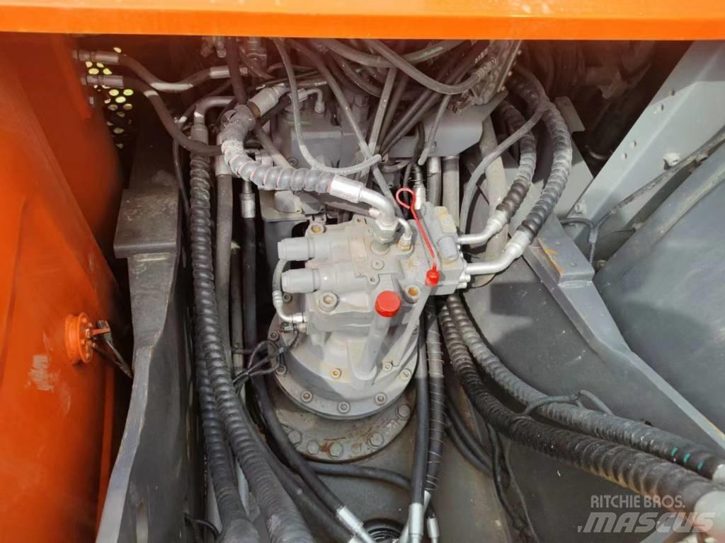 Hitachi ZX200 Rupsgraafmachines